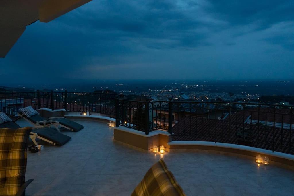 Amazing View With Huge Balcony Apartment Veria  Ngoại thất bức ảnh